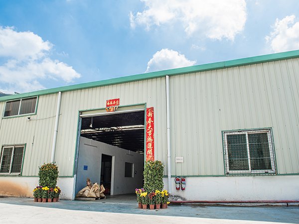 东莞市铂力紧固件有限公司